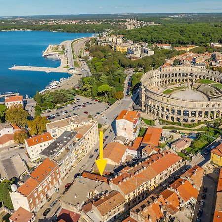 D&A Amphitheatre Premium Apartments With Free Parking PUY Eksteriør bilde