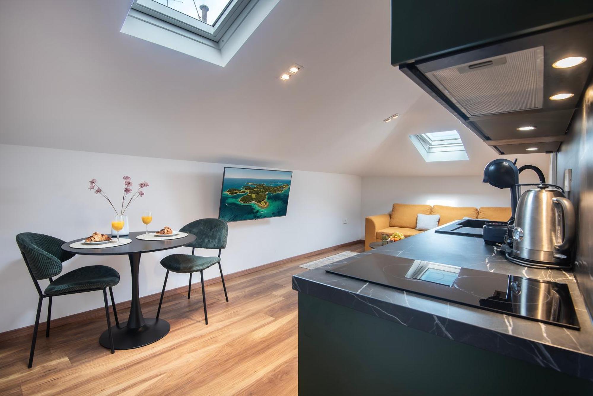 D&A Amphitheatre Premium Apartments With Free Parking PUY Eksteriør bilde